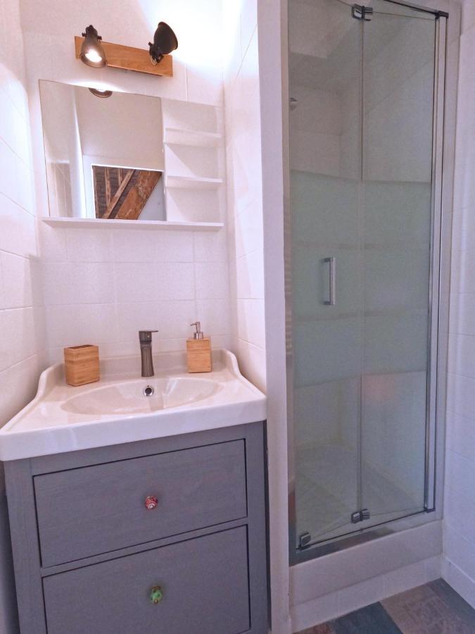 Appartement Hyeres - Costebelle Duplex Vue Mer Balcon Residence Privee Parking - Marie Caroline Exterior foto